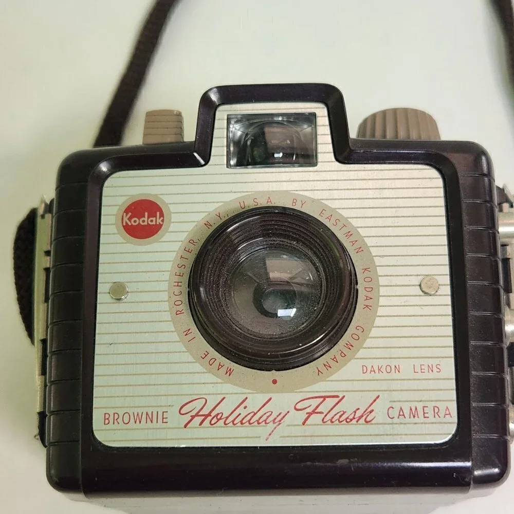 Eastman Kodak Vintage 60s Brownie Holiday Flash Camera